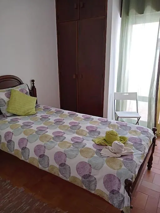 Traditional House With 2 Floors - 5 Minutes From Beach 塞勒玛