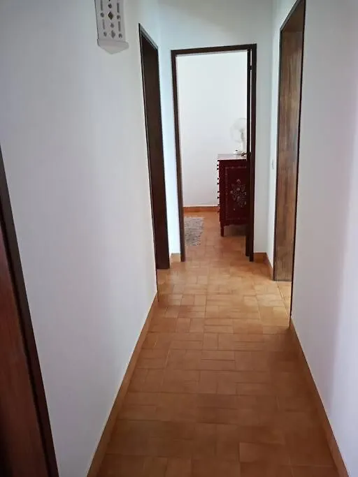 Traditional House With 2 Floors - 5 Minutes From Beach Salema Portugal